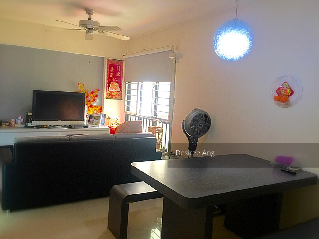 Rivervale Crescent thumbnail photo